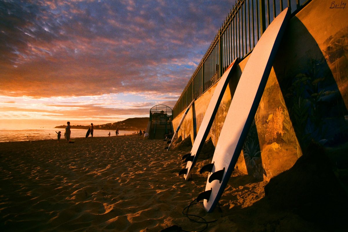 Photos taken with a lomo camera have high contrast, twisted colors, and a noticeable vignette